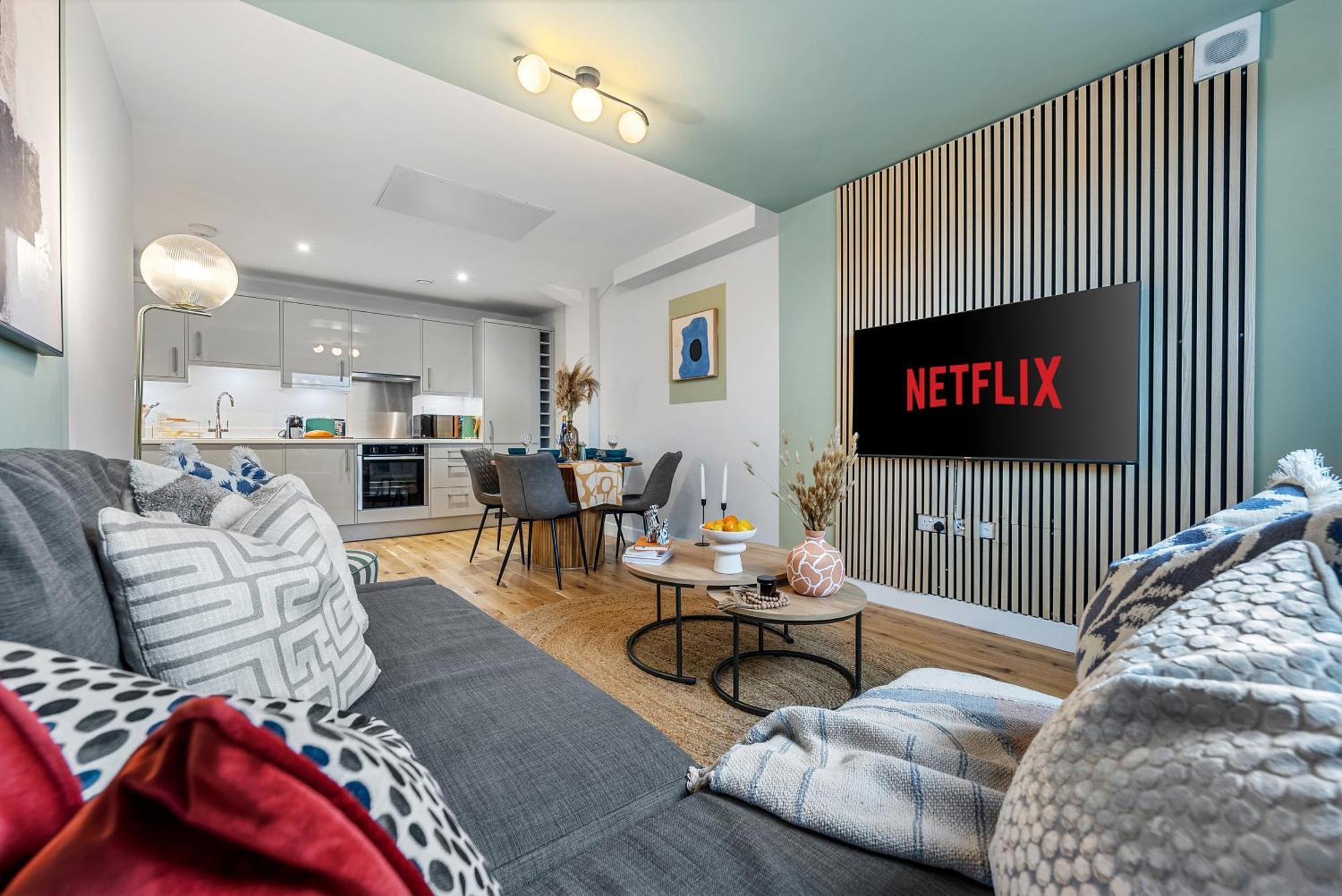 Apartment Luxury 1 Bedroom Stunning, Chic Apartment, Southampton! Stylish Abode Sleeps 4, Great Location! Summer Special Offer!! - By Blue Puffin