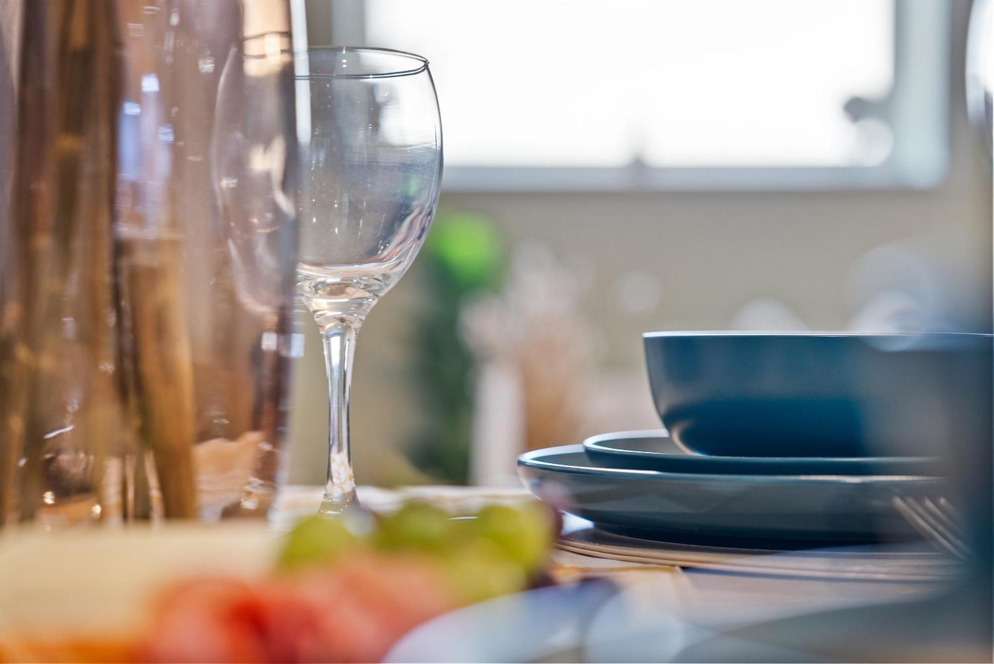 Luxury 1 Bedroom Stunning, Chic Apartment, Southampton! Stylish Abode Sleeps 4, Great Location! Summer Special Offer!! - By Blue Puffin * Southampton